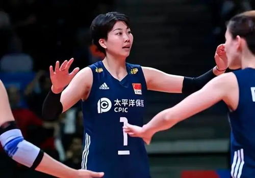 中国女排逆转战胜对手，功勋球员袁心玥、李盈莹和吴梦洁表现突出