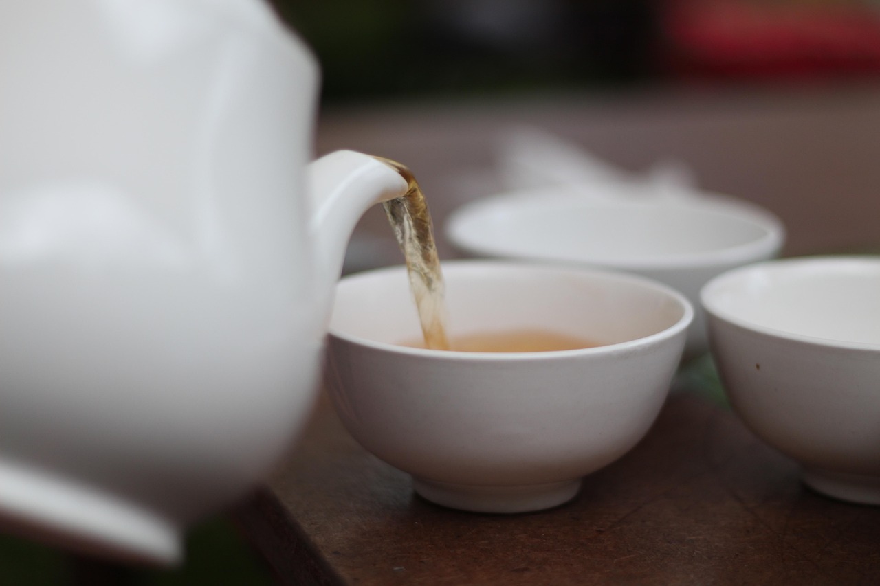 揭秘茶吧机水壶选购秘籍，价格、品质与如何慧眼识珠