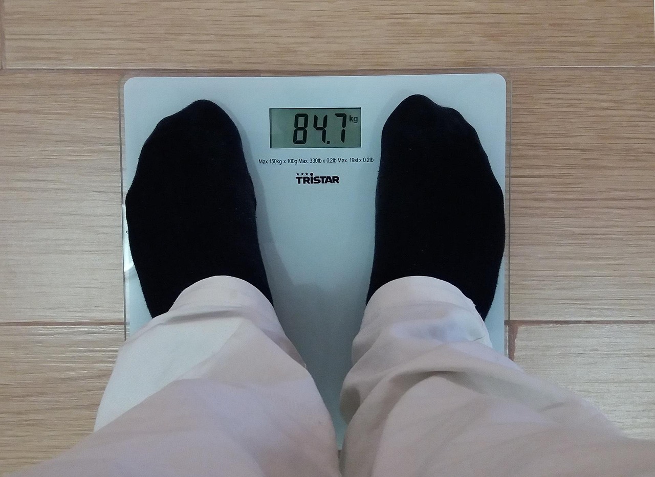 揭秘体重停滞不前，饮食与运动控制后体重不变的原因及应对策略