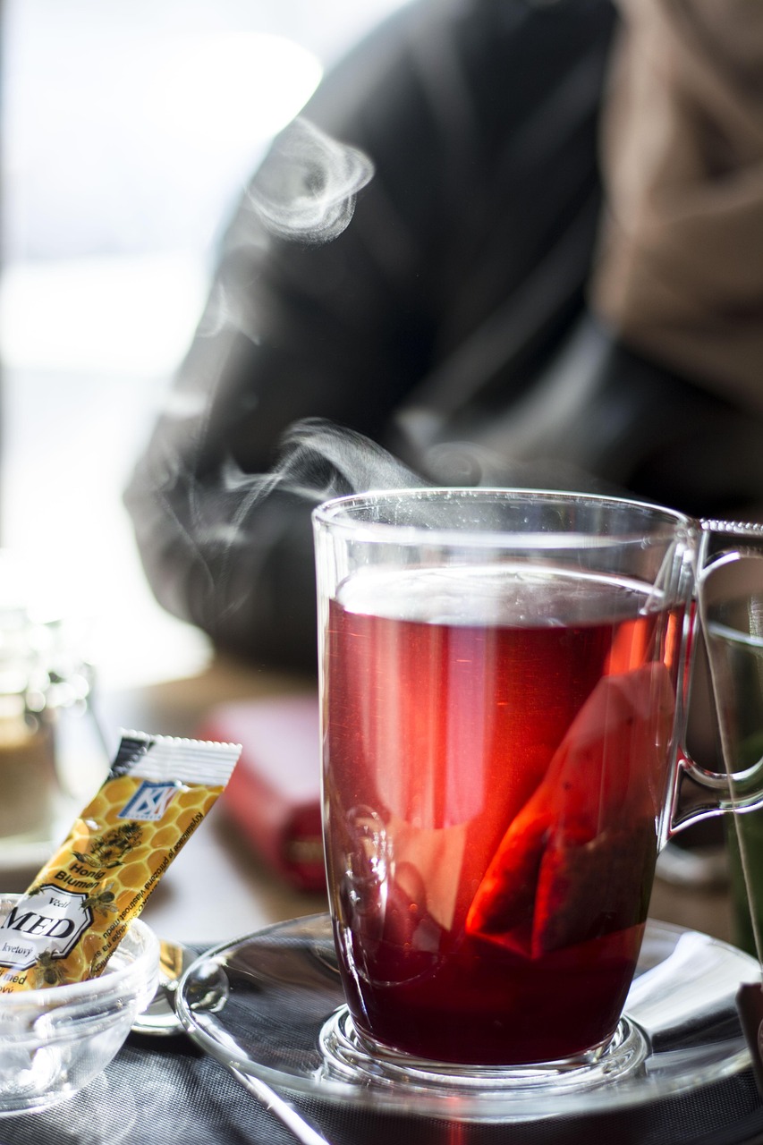 茶香四溢，健康随行，日常饮茶的健康指南